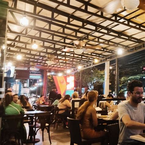 TÍABUELA COCINA ESPAÑOLA, Makati .
